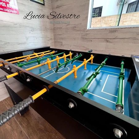 דירות Florianópolis Residencial Lucia Silvestre מראה חיצוני תמונה