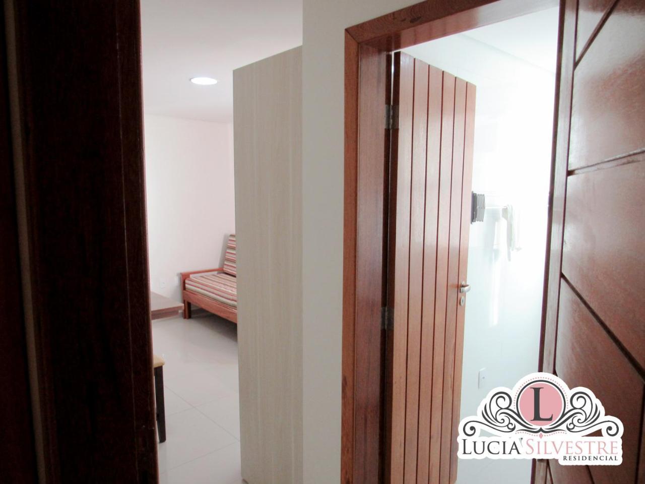 דירות Florianópolis Residencial Lucia Silvestre מראה חיצוני תמונה